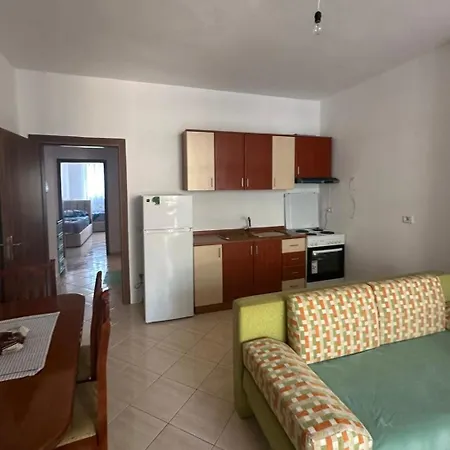 2 Bedroom
